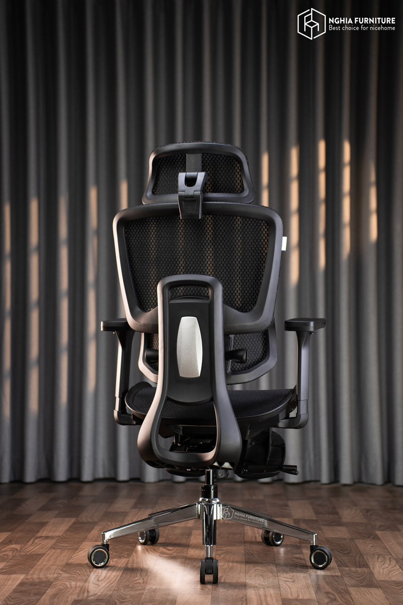 Mirai Plus Black Ergonomic Chair – With Footrest